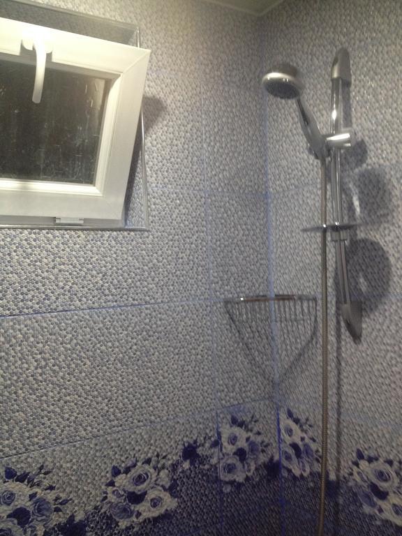 Guest House Maxim Makhinjauri Ngoại thất bức ảnh