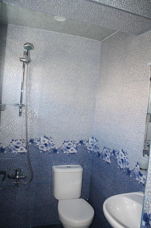 Guest House Maxim Makhinjauri Ngoại thất bức ảnh