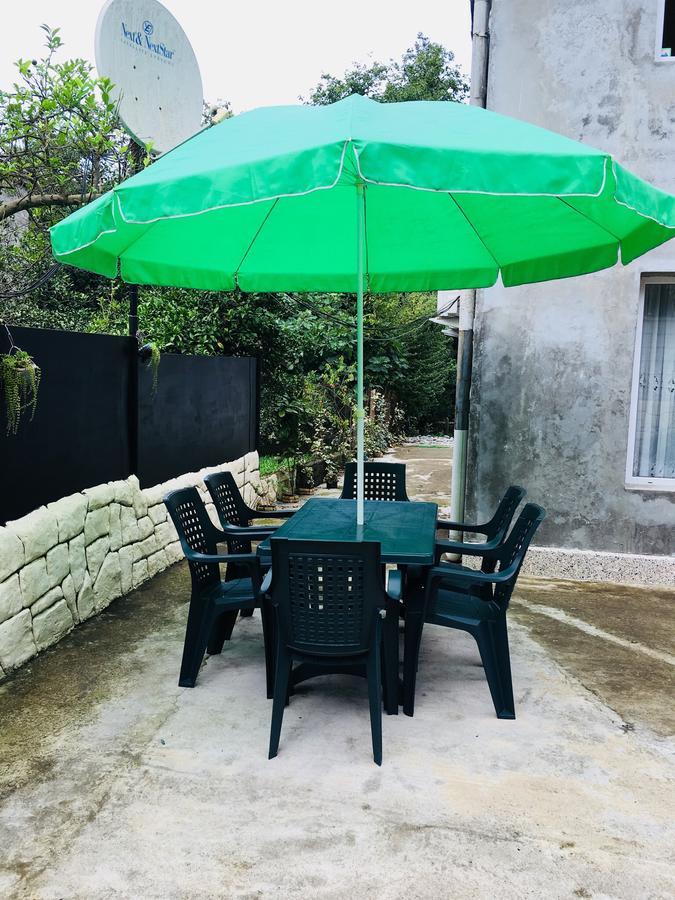 Guest House Maxim Makhinjauri Ngoại thất bức ảnh